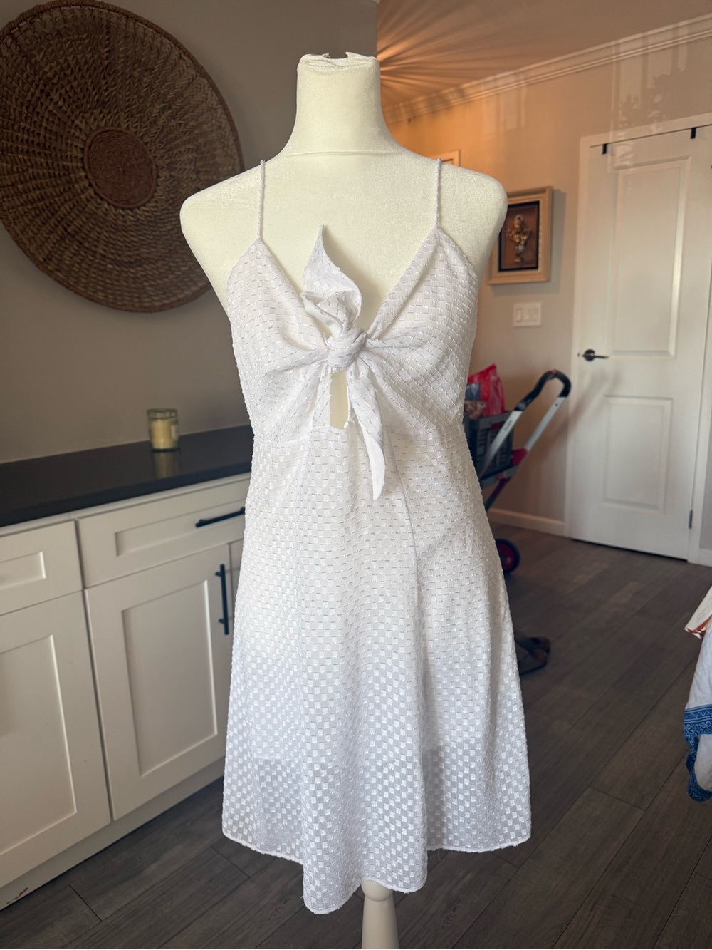 Alice + Olivia White Tie-Detail Dress